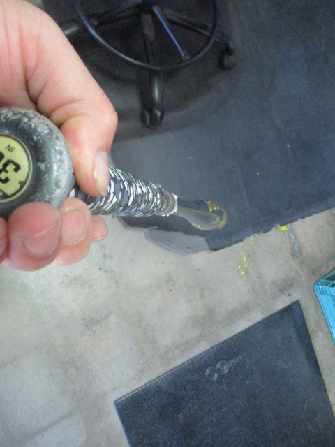 Used Easton Havoc (-10) 30" USA Baseball Bat (BENT)