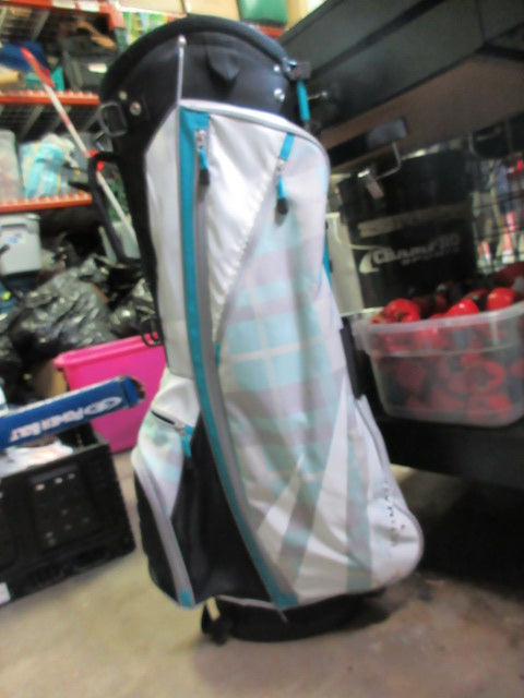 Load image into Gallery viewer, Used Callaway New Strata Ultimate Stand Golf Bag
