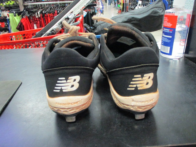 Load image into Gallery viewer, Used New Balance BB/SB Size 7.5 Metal Cleats
