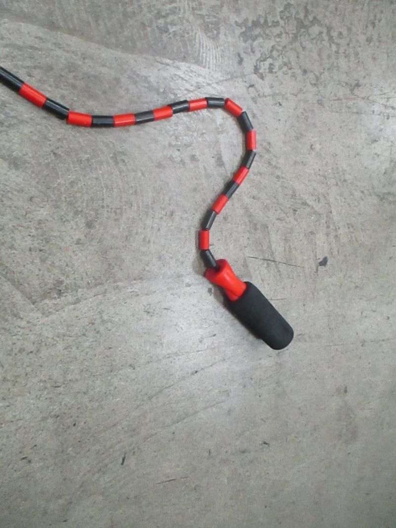 Load image into Gallery viewer, Used Body Fit Fitness Jump Rope
