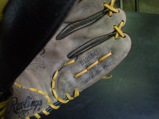 Load image into Gallery viewer, Used Rawlings Premium Pro B125BG 12.5" RHT Glove
