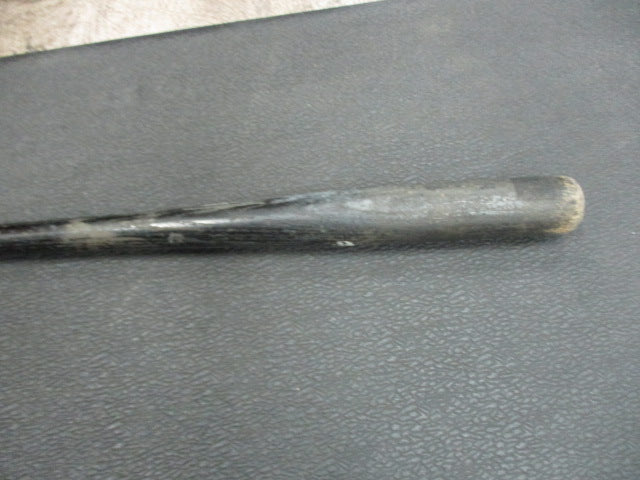 Load image into Gallery viewer, Used Louisville Slugger 29&quot; Wood bat
