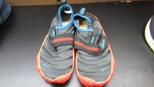Used Ubfen Water Shoes - Youth Size 1 - Grey