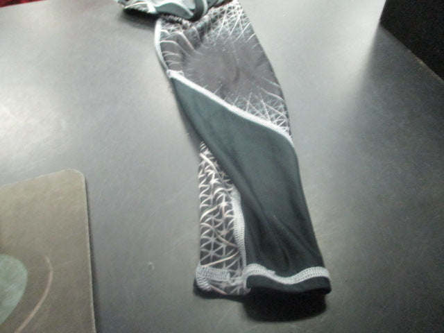 Load image into Gallery viewer, Used Under Armour Adult Compression Sleeve

