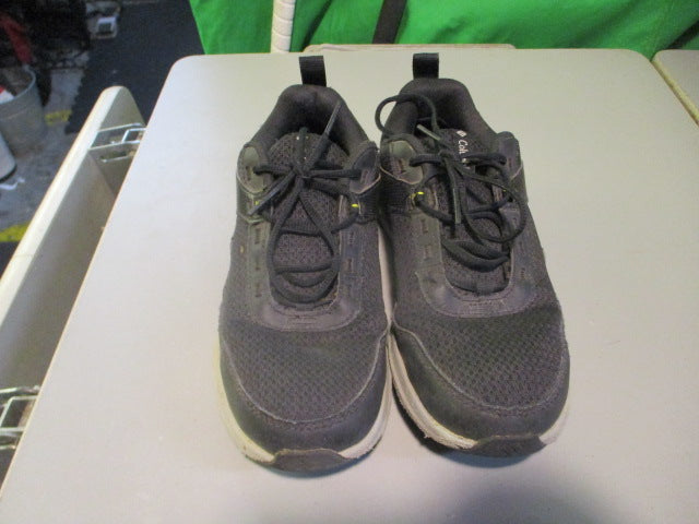 Load image into Gallery viewer, Used Columbia Size 3 Hiking Shoes
