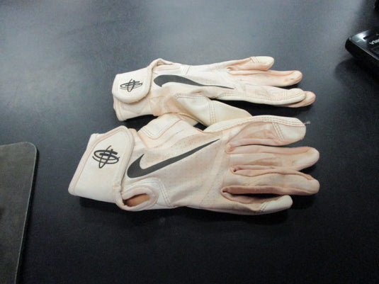 Used Nike Youth Small Batting Gloves