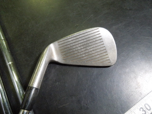 Load image into Gallery viewer, Used TaylorMade ICW11 7pc Right Hand Iron Set 3-9i
