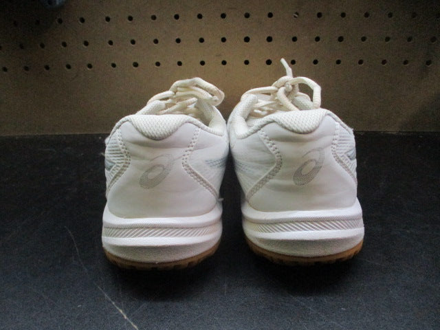 Load image into Gallery viewer, Used Asics Upcourt 6 Road Tested Sneaker - Size 6
