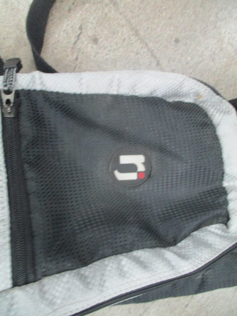 Load image into Gallery viewer, Used RJ Golf Sunday Bag
