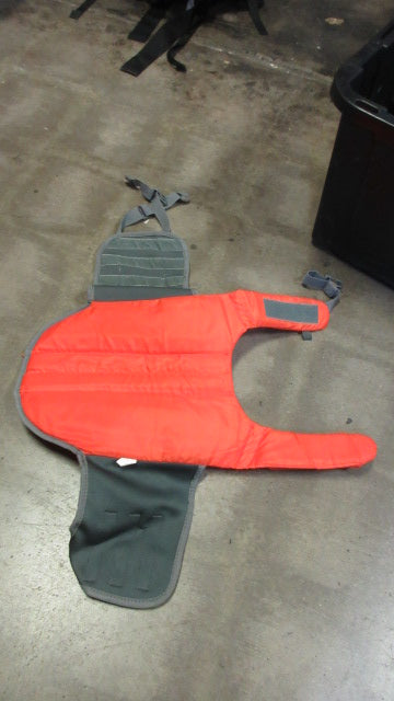 Load image into Gallery viewer, Used Outward Hound Granby Splash Dog Life Jacket Dog Size Medium
