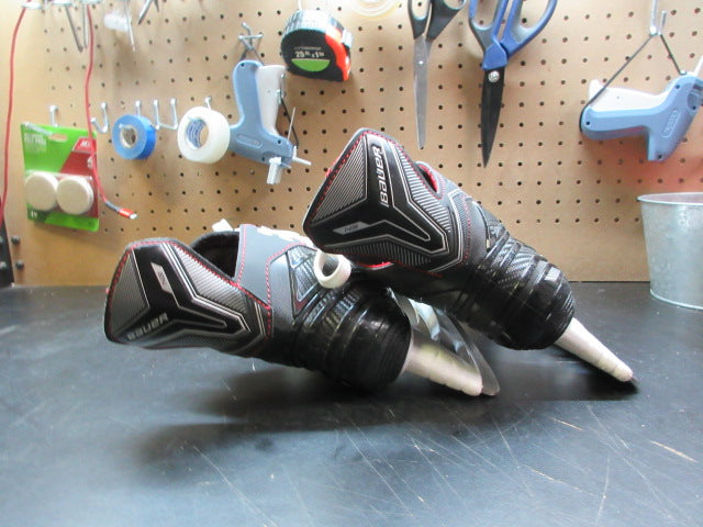 Load image into Gallery viewer, Used Bauer NS Hockey Skates - Size 3
