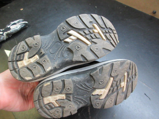 Used Dream Pairs Winter Snow Boots - Size Youth 11