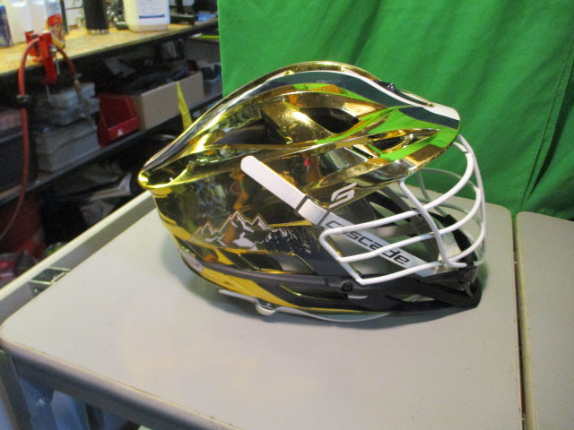 Load image into Gallery viewer, Used Cascade S Gold OSFM Lacrosse Helmet
