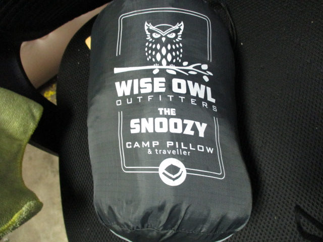 Load image into Gallery viewer, Used Wie Owl The Snoozy Camping Pillow
