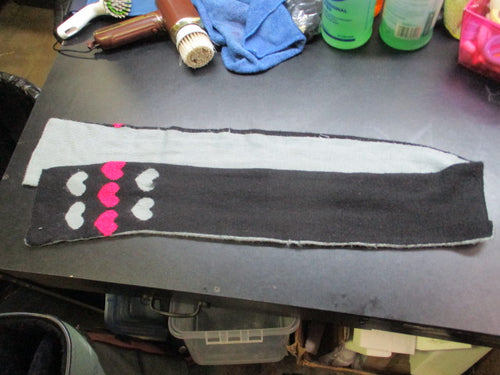 Used Black & Grey Hearts Scarf