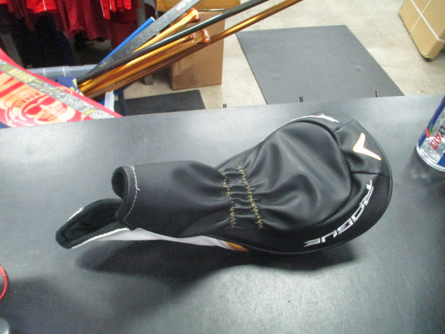 Load image into Gallery viewer, Used Callaway Rogue ST Driver Head Cover

