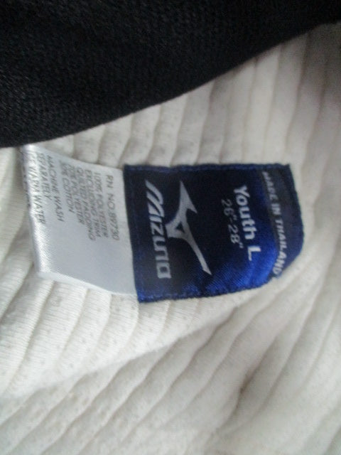 Load image into Gallery viewer, Used Mizuno Elastic Bottom Youth Large Baseball Pant (Has Hole)
