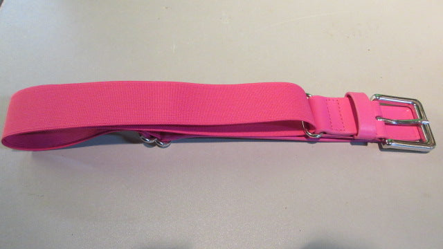 Load image into Gallery viewer, Used Under Armour Adjustable Belt
