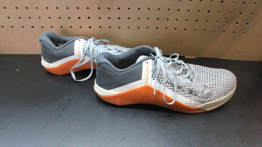 Used Nike Metcon 6 Sneakers - Size 10.5