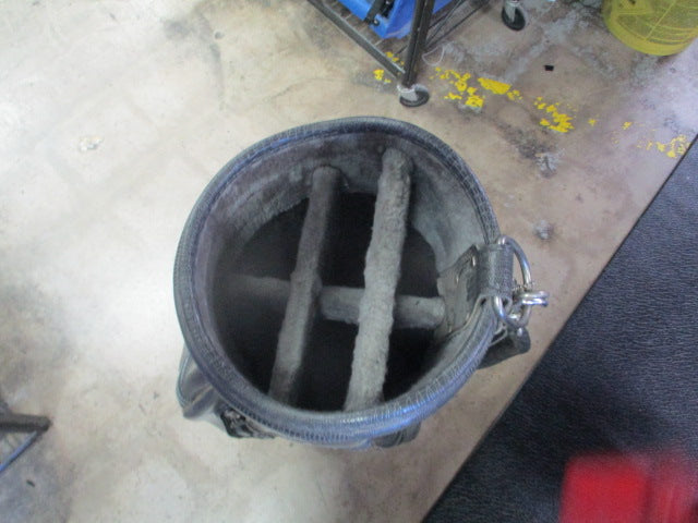 Load image into Gallery viewer, Vintage Hot Z Golf Bag
