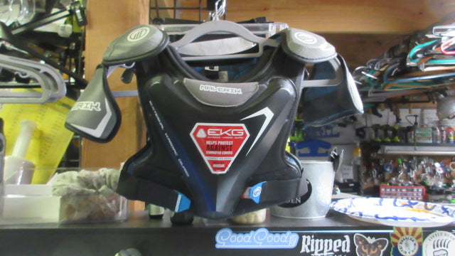 Load image into Gallery viewer, Used Maverick Charger EKG  Lacrosse Shoulder Pads - Size Small
