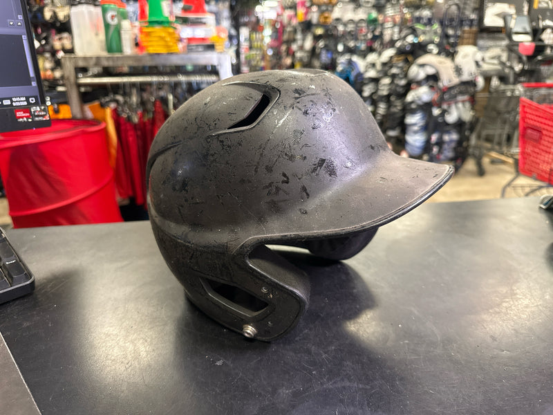 Load image into Gallery viewer, Heavy Use Easton Jr Batting Helmet 6 3/8- 7 1/8

