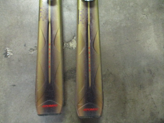 Load image into Gallery viewer, Used Atomic 162cm Downhill Skis with Bindings
