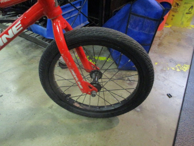 Load image into Gallery viewer, Used Redline Proline Pitboss 16" Kids BMX Bike
