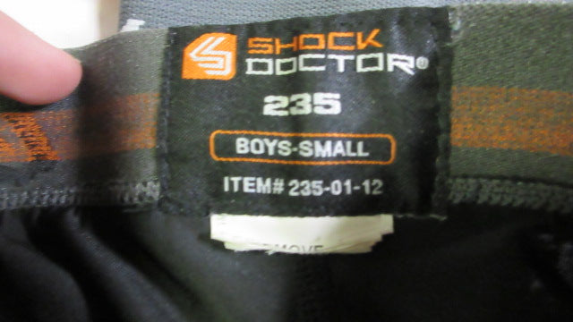 Load image into Gallery viewer, Used Shock Doctor Compression Shorts Cup Pocket Aircore 235 Youth Small - Black
