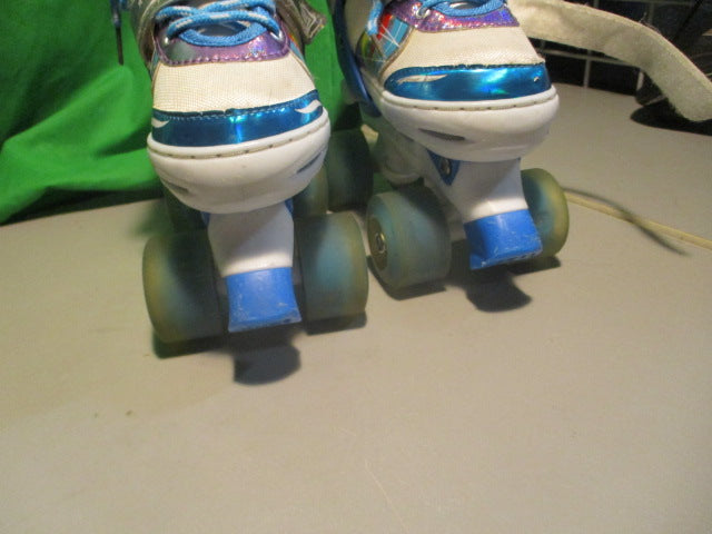 Load image into Gallery viewer, Used Jestme Rainbow Unicorn Youth Size small Roller skates
