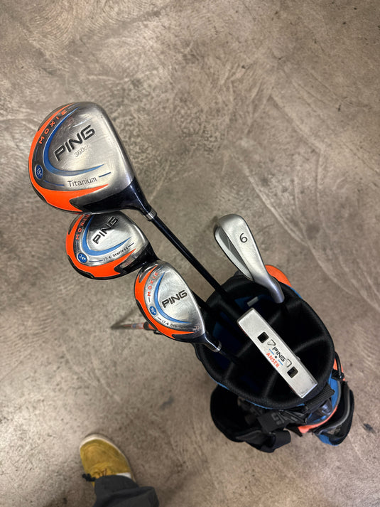 Used PING Moxie Jr Right Hand Golf Club Set 5pc with Stand Bag