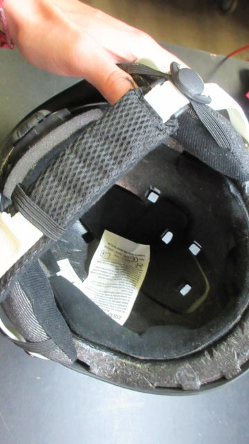 Load image into Gallery viewer, Used Salomon Snowboarding Helmet - Size XXS/XS
