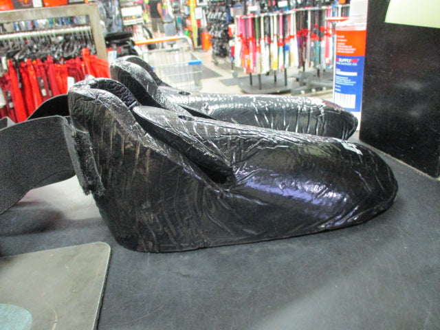 Load image into Gallery viewer, Used ATA Size Medium Foot Protector
