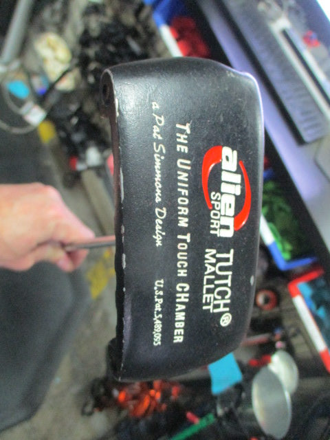 Load image into Gallery viewer, Used Alien Tutch Mallet RH Putter
