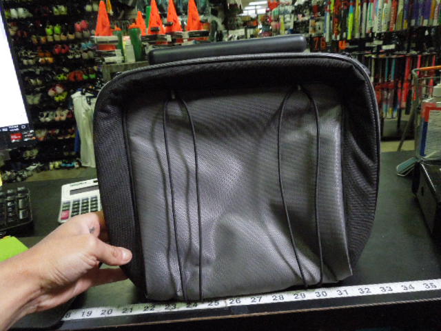 Load image into Gallery viewer, Used Coleman Wheeled Cooler with Stoarge Pockets
