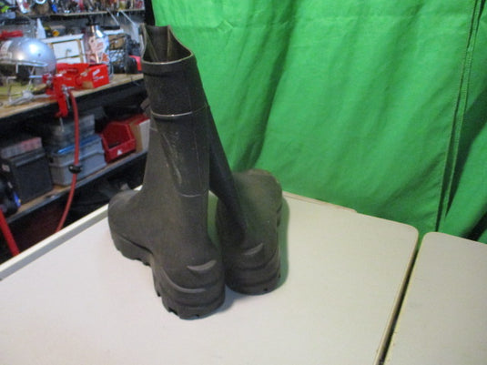 Used Black Size 8 Rain Boots