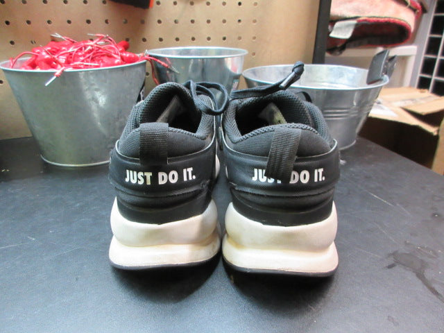 Load image into Gallery viewer, Used Nike Crosscourt Sneakers - Size Youth 5
