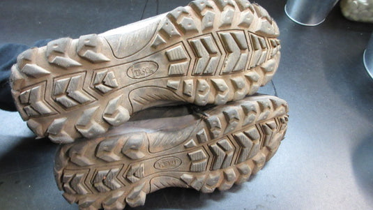 Used Itasca Hiking Shoes - Size 8.5