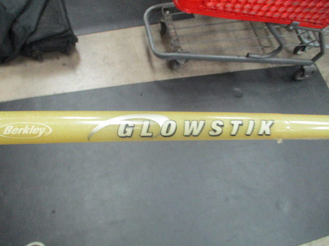 Load image into Gallery viewer, Used Berley 8&#39; Glow Stik - Tip Is Broken
