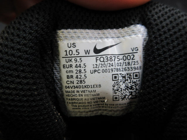 Load image into Gallery viewer, Used Nike Alpha Menace 4 Shark Football Cleats - Size 10.5
