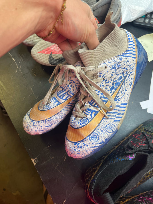 Used Indoor soccer Cleates