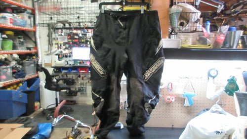 Used O'Neal Element Series Motorcross Pants - Mens Size 40