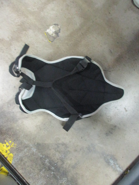 Load image into Gallery viewer, Used All-Star Catcher Chest Protector Size Youth
