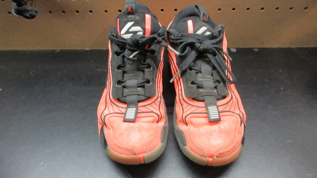 Load image into Gallery viewer, Used Nike Jordan Luka 2 Basketball Shoes - Size Youth 5
