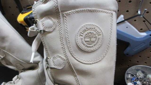 Load image into Gallery viewer, Used Timberland Mukluk Winter Boots - Size 8
