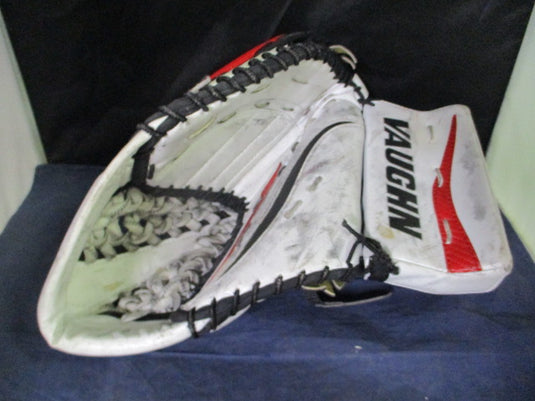 Used Vaughn LT68 Goalie Glove