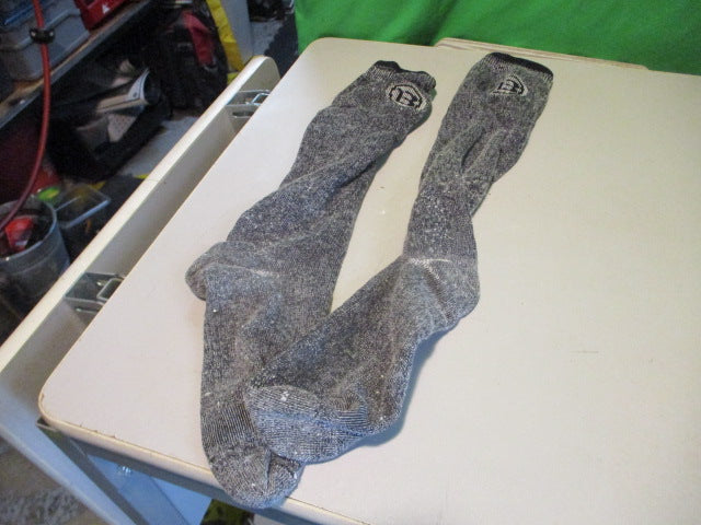 Load image into Gallery viewer, Used Burton Winter Socks
