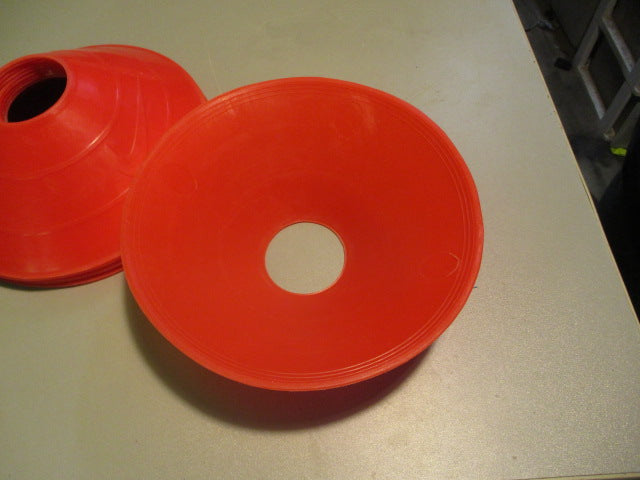 Load image into Gallery viewer, Used Nike Flat Cones - 10 Pack

