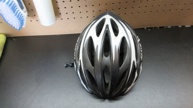 Load image into Gallery viewer, Used Giro Cycling Helmet
