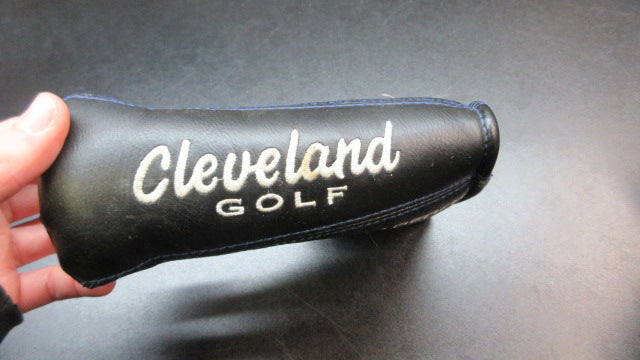 Load image into Gallery viewer, Used Cleveland Golf Huntington Beach Collection Putter Head Cover
